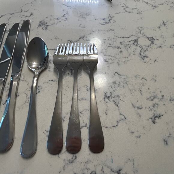 Lot of Mikasa Bravo Stainless Flatware As Pictured 11 Pieces - Picture 5 of 16